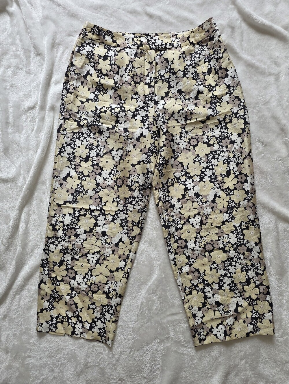 August Silk Vintage 100% Silk Floral Trousers High Rise Size 10 Muted Retro